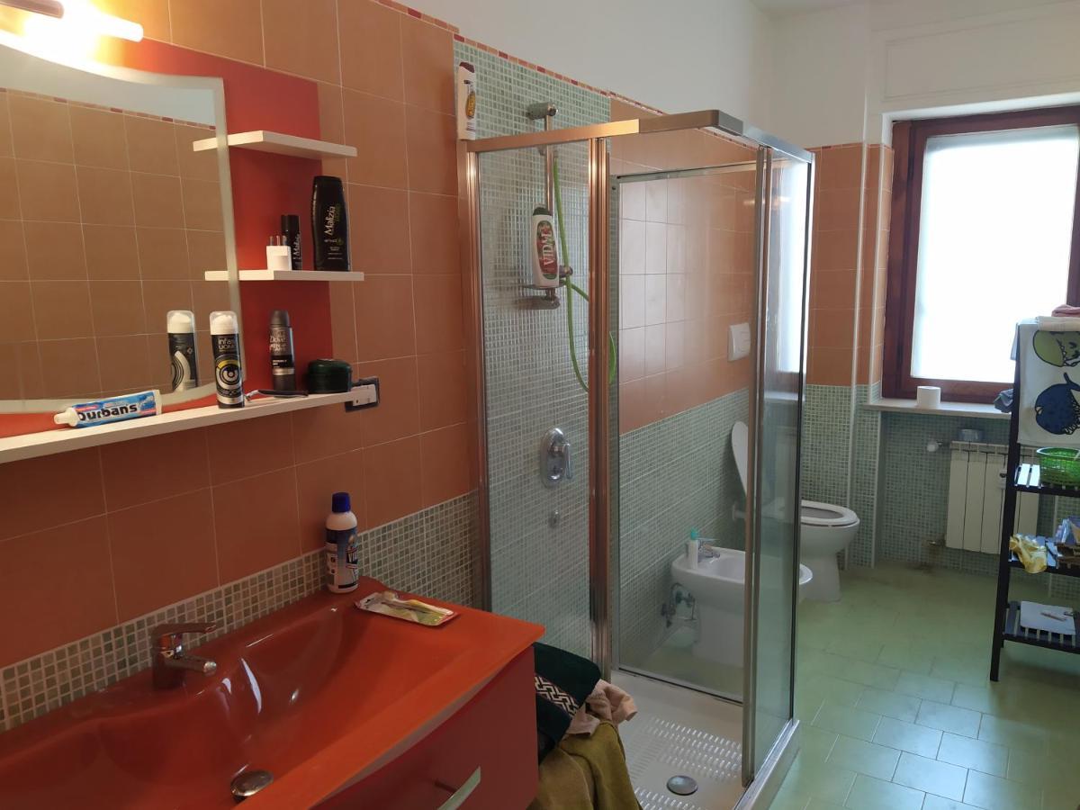 Vesuvio Corner - Spacious And Colorful Apartment In San Giorgio, Very Close To Napoli, Ideal For Families And Groups, Close To Pompeii, Sorrento... San Giorgio a Cremano Exterior foto